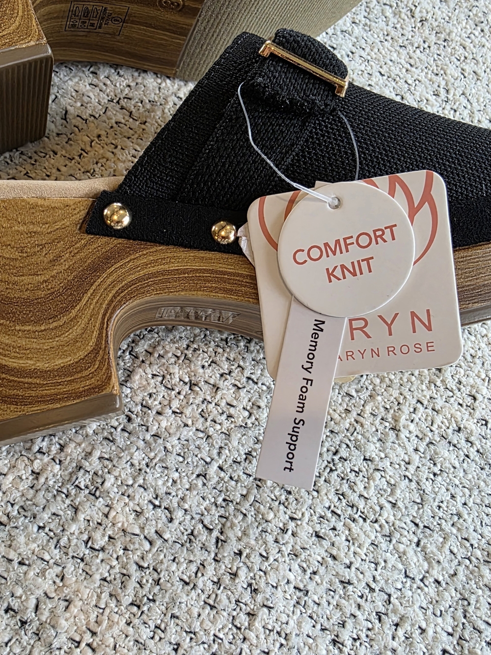Taryn Rose Black Comfort Knit Clogs Size 8 Wood Look Heel Gold Studs NWT - Picture 4 of 8